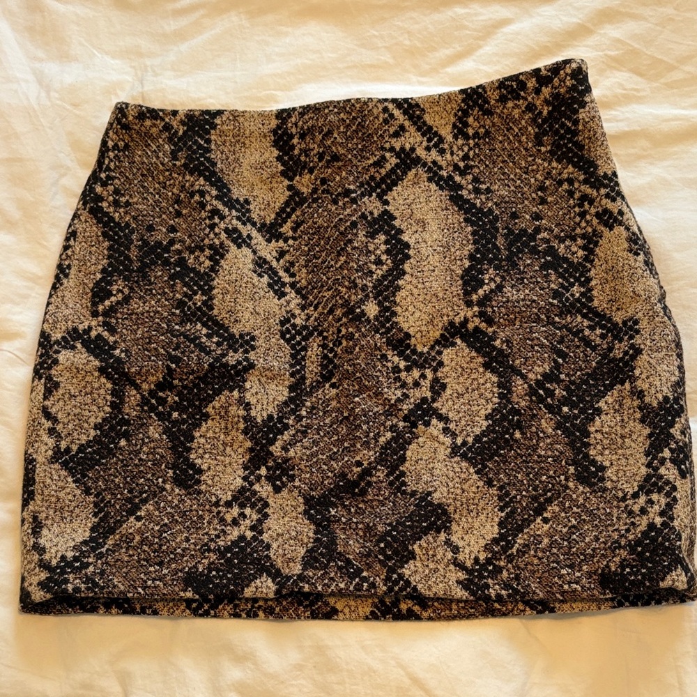 H&M Snake Print Mini Skirt in Brown and Black